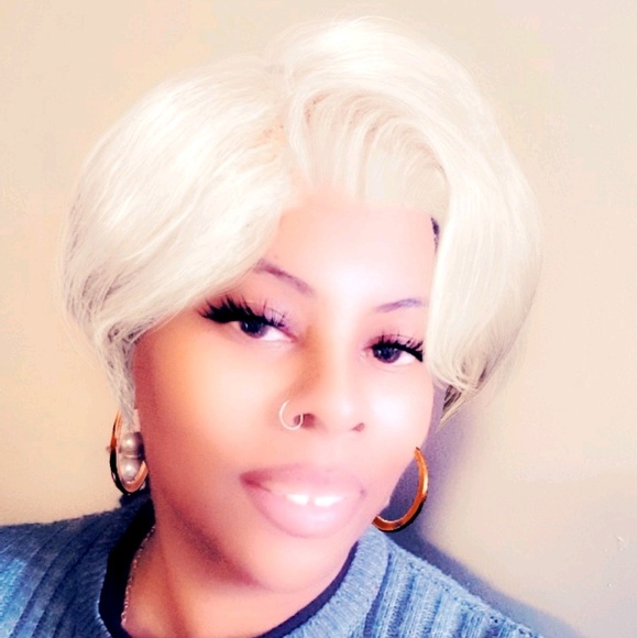 Meet your Posher, Kerine - Picture 1 of 1